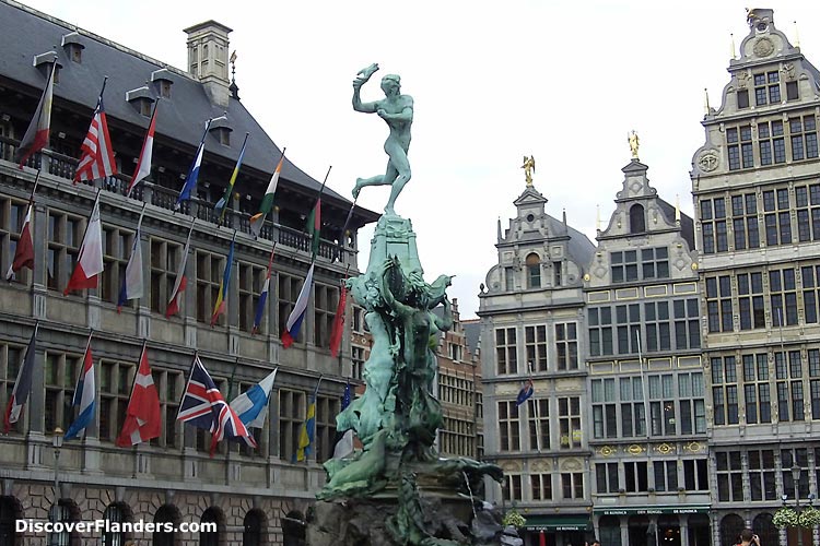 Statue of Brabo, with the Town Hall to the left, and some of the 'guild houses' in the background