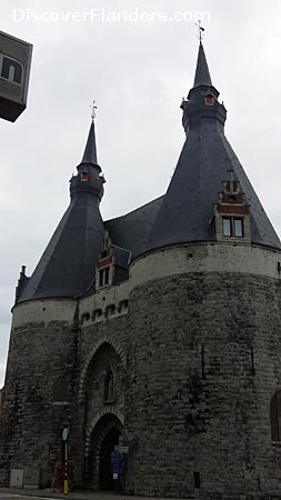 Brussels's Gate (Brusselse Poort), Mechelen. 